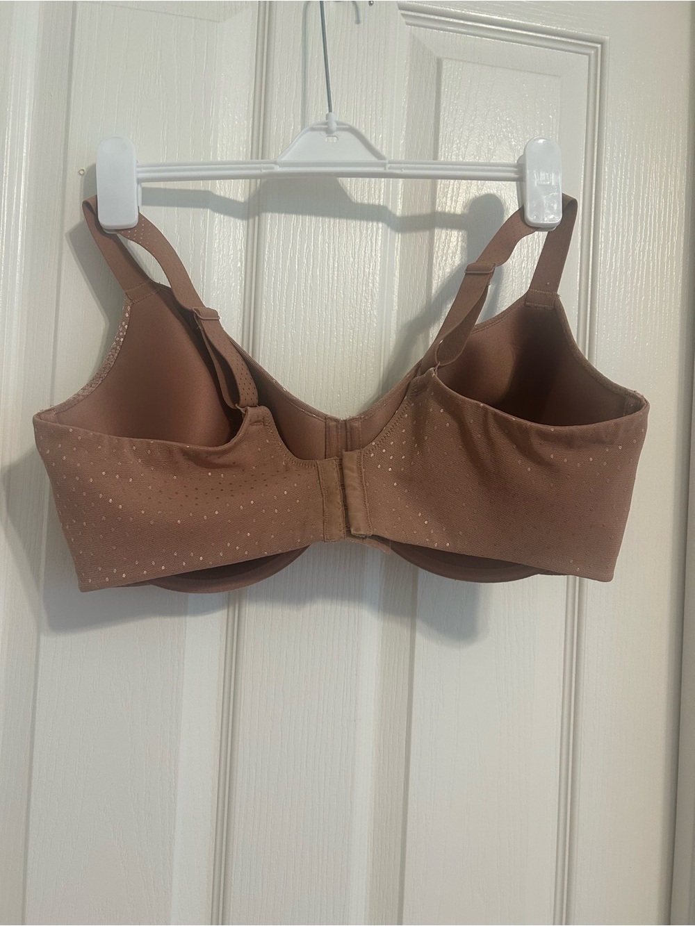 Wacoal Shimmer Molded Underwire Bra in Taupe - Picture 6 of 6